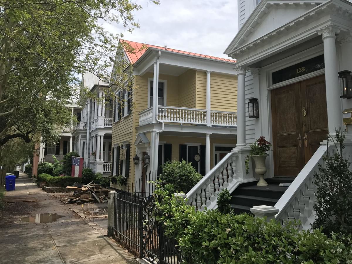 Elevating historic Charleston homes